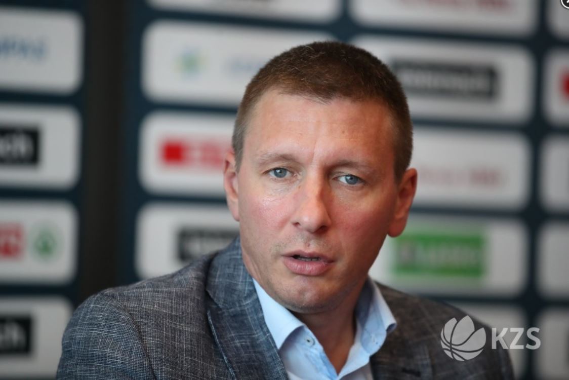 Simon Petrov