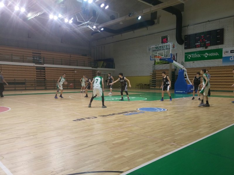 Pionirji B